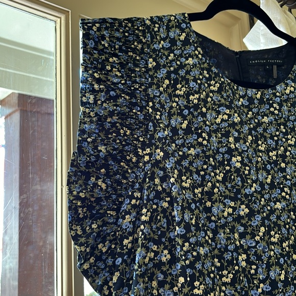 Floral English factory dress - Picture 2 of 5